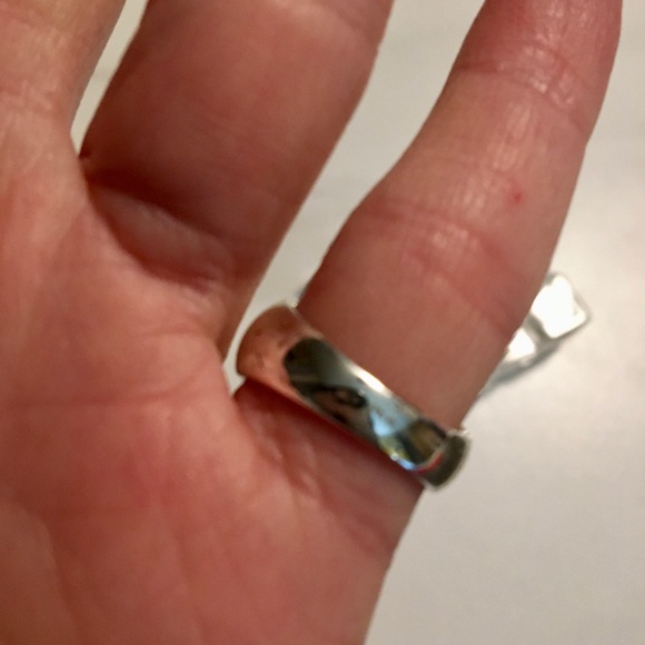 Sterling Silver Modern Faceted Amethyst Ring💟 - Picture 3 of 7